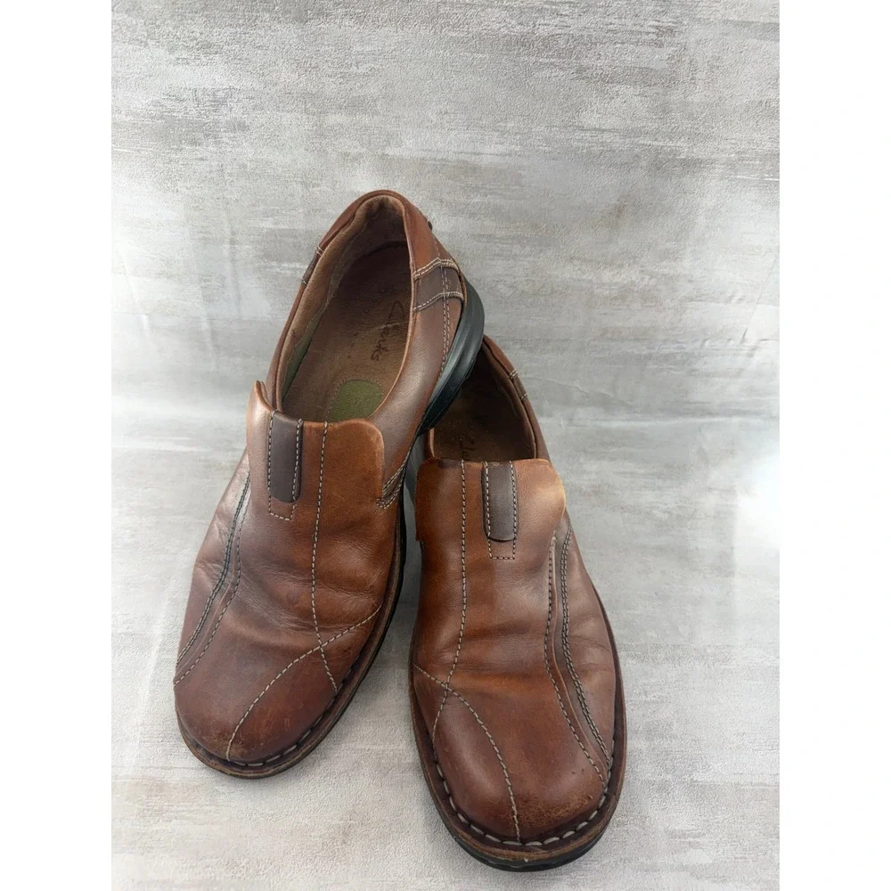 Clarks men slip